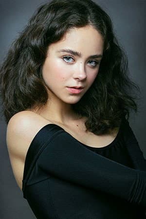 Nadia Latifi profile