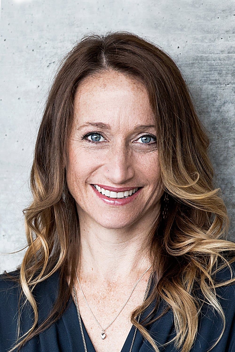 Céline Cousteau profile