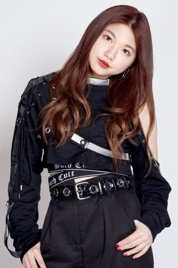 Akari Takeuchi profile