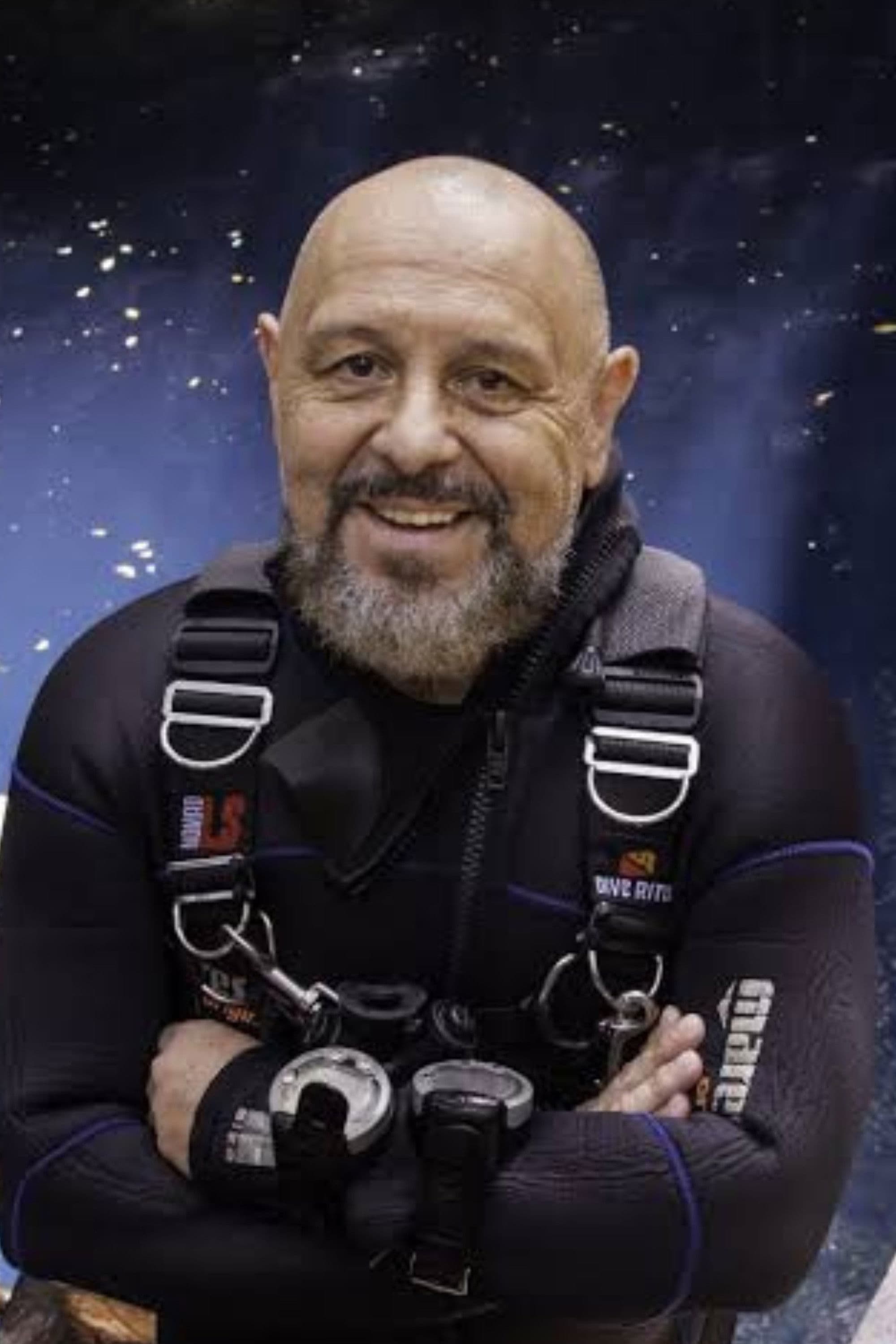 Guillermo De Anda profile