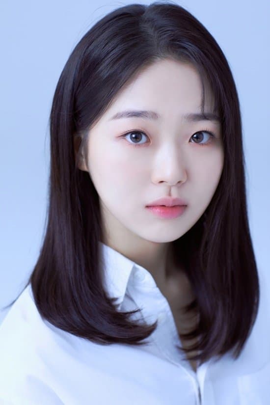 Kim Si-eun profile