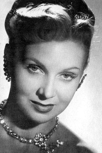 Simone Paris profile