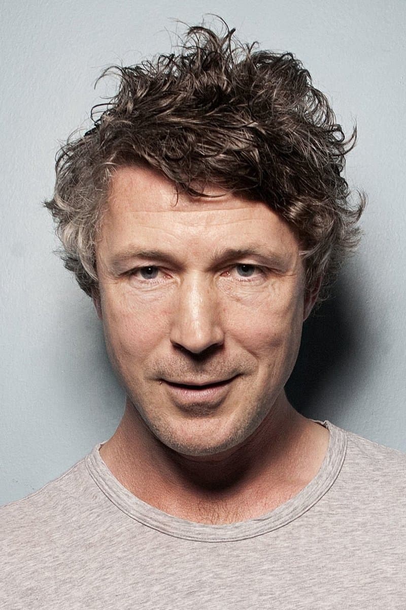 Aidan Gillen profile