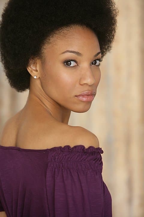 Christina Leone profile