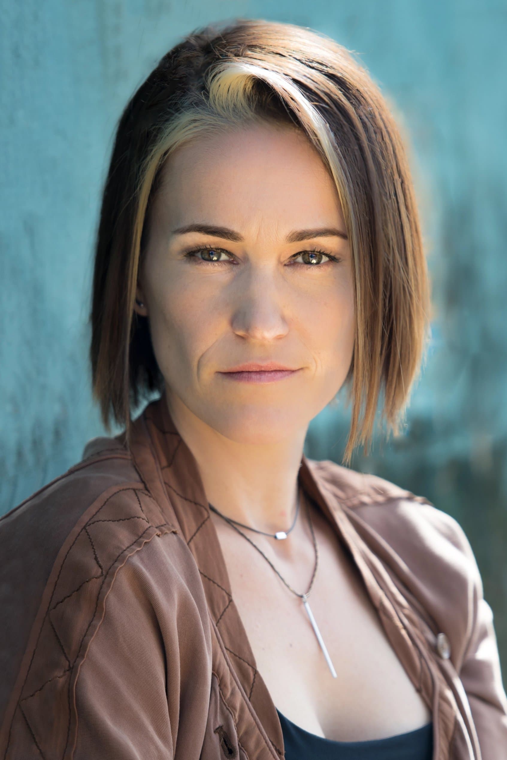 Luvia Petersen profile