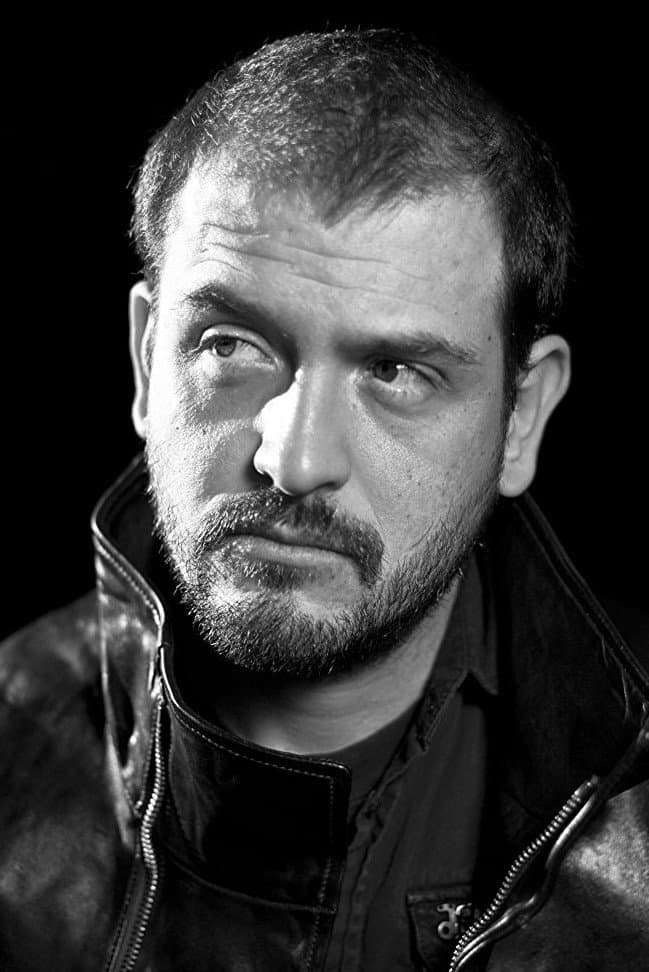 Rigoberto Castañeda profile