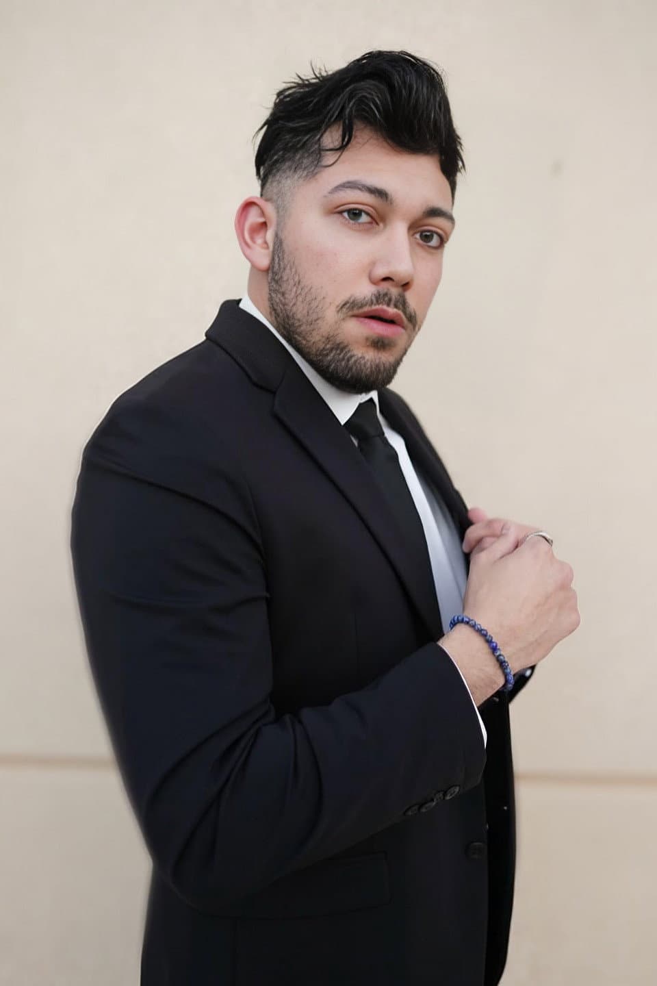 Daniel Caroline profile