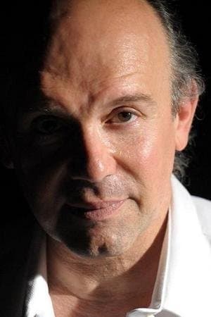 Elio De Capitani profile