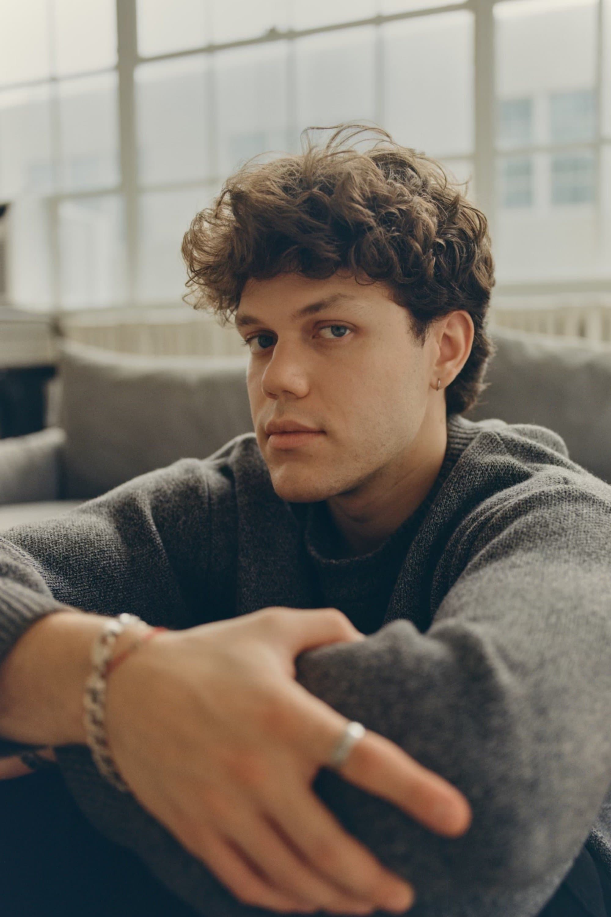 Sebastian Delascasas profile