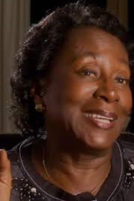 Venetta Fields profile