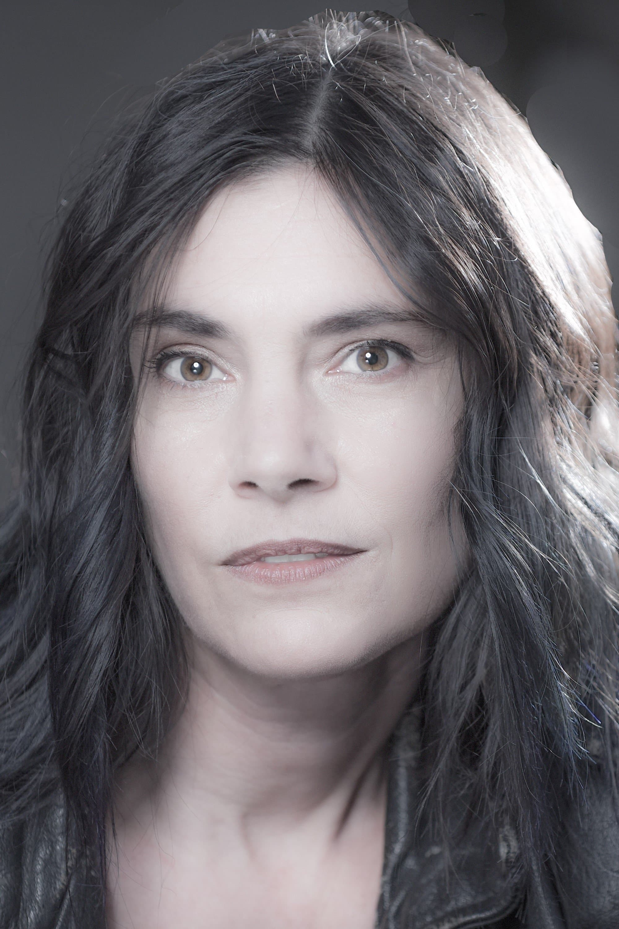 Liane Curtis profile