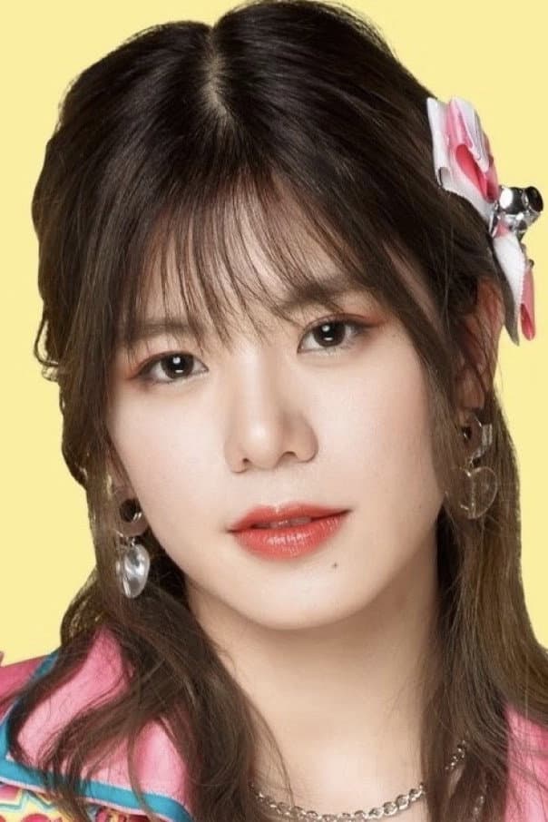 Weeraya Zhang profile