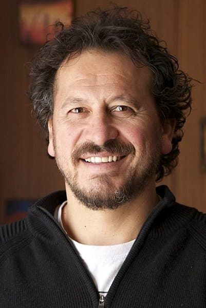 Julian Arahanga profile