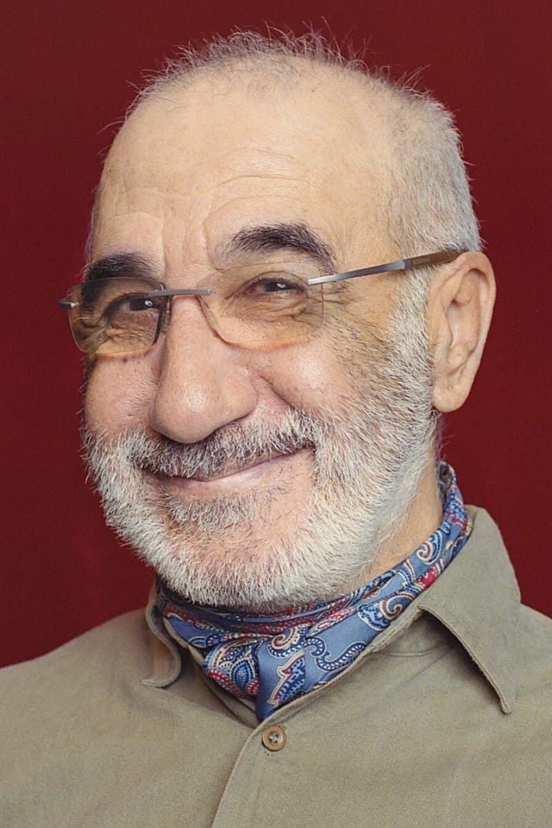 Răzvan Vasilescu profile