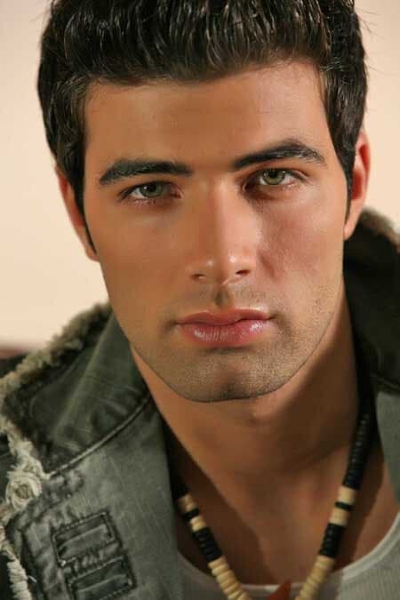 Jencarlos Canela profile