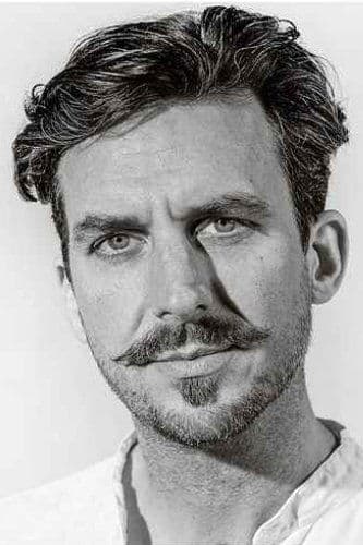 Murray Lachlan Young profile