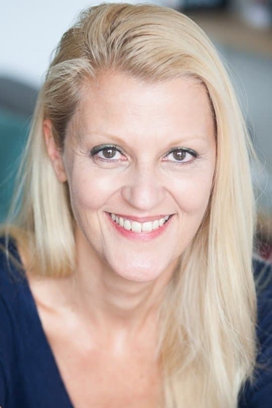 Karine Dogliani profile