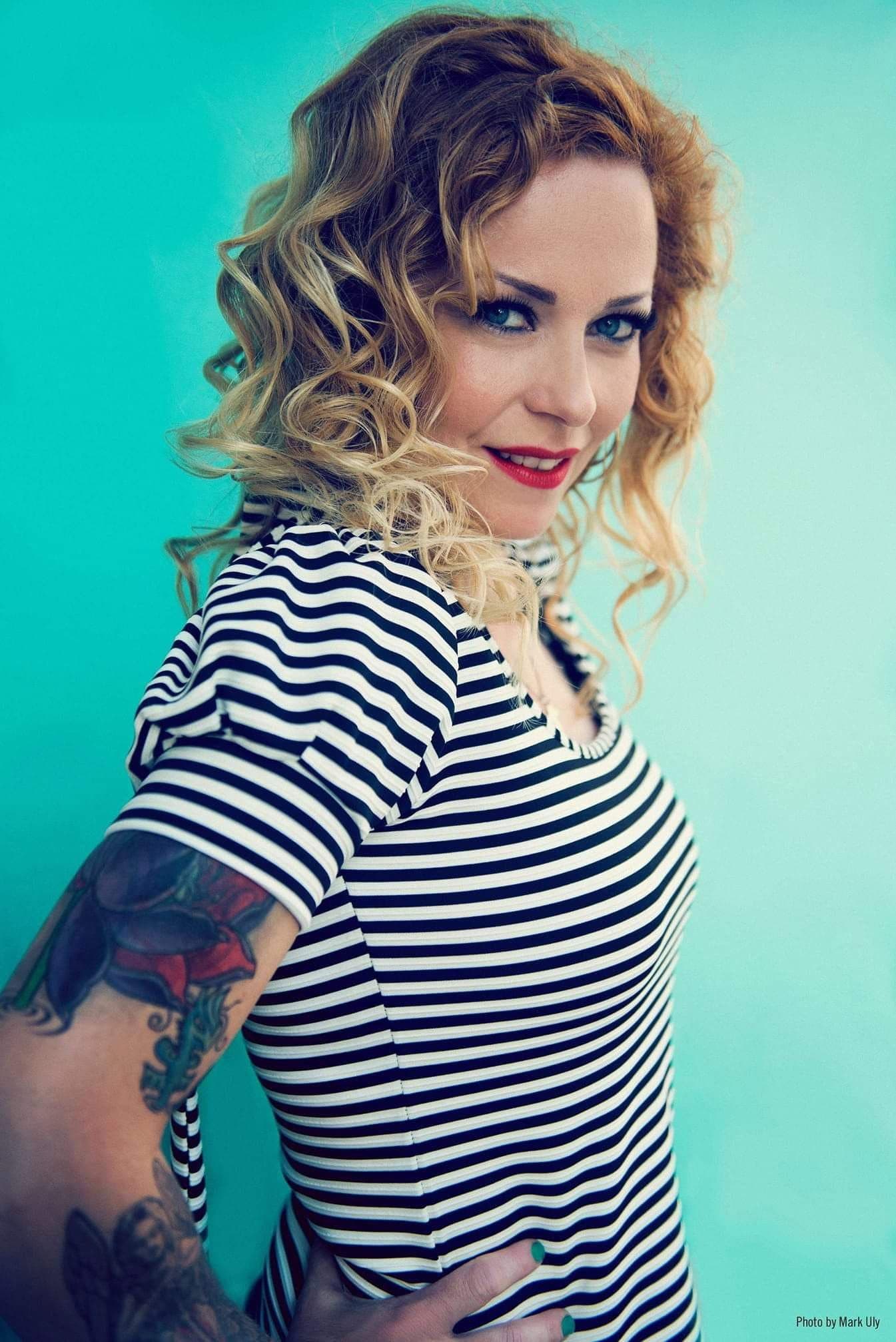 Anneke van Giersbergen profile
