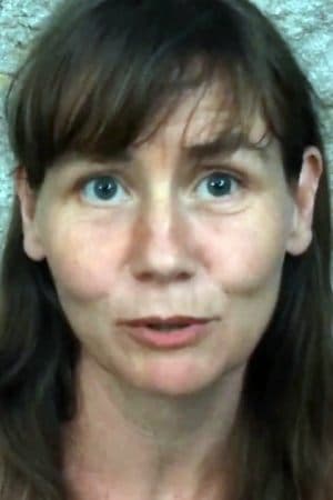 Lara Persain profile