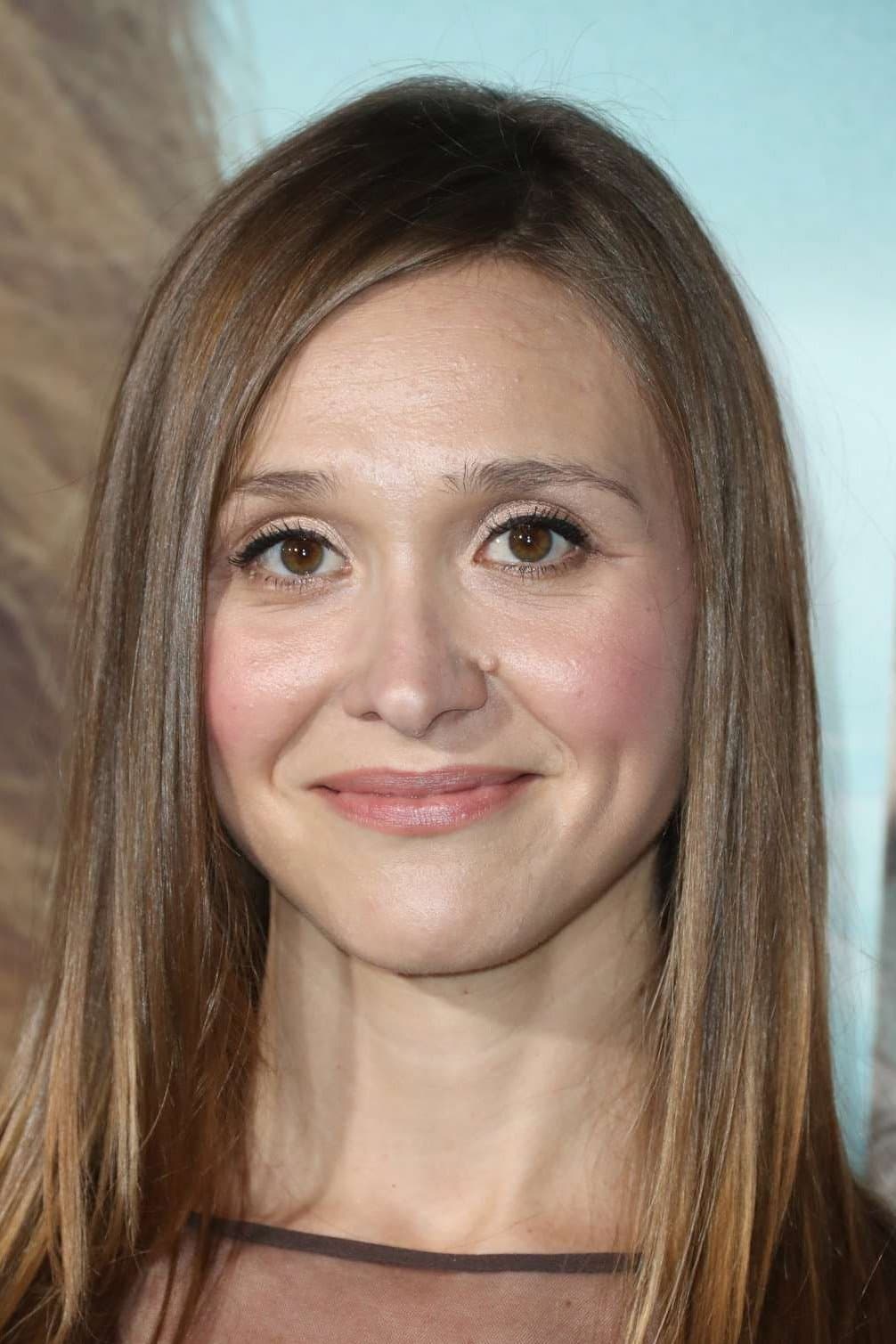 Sarah Sokolovic profile