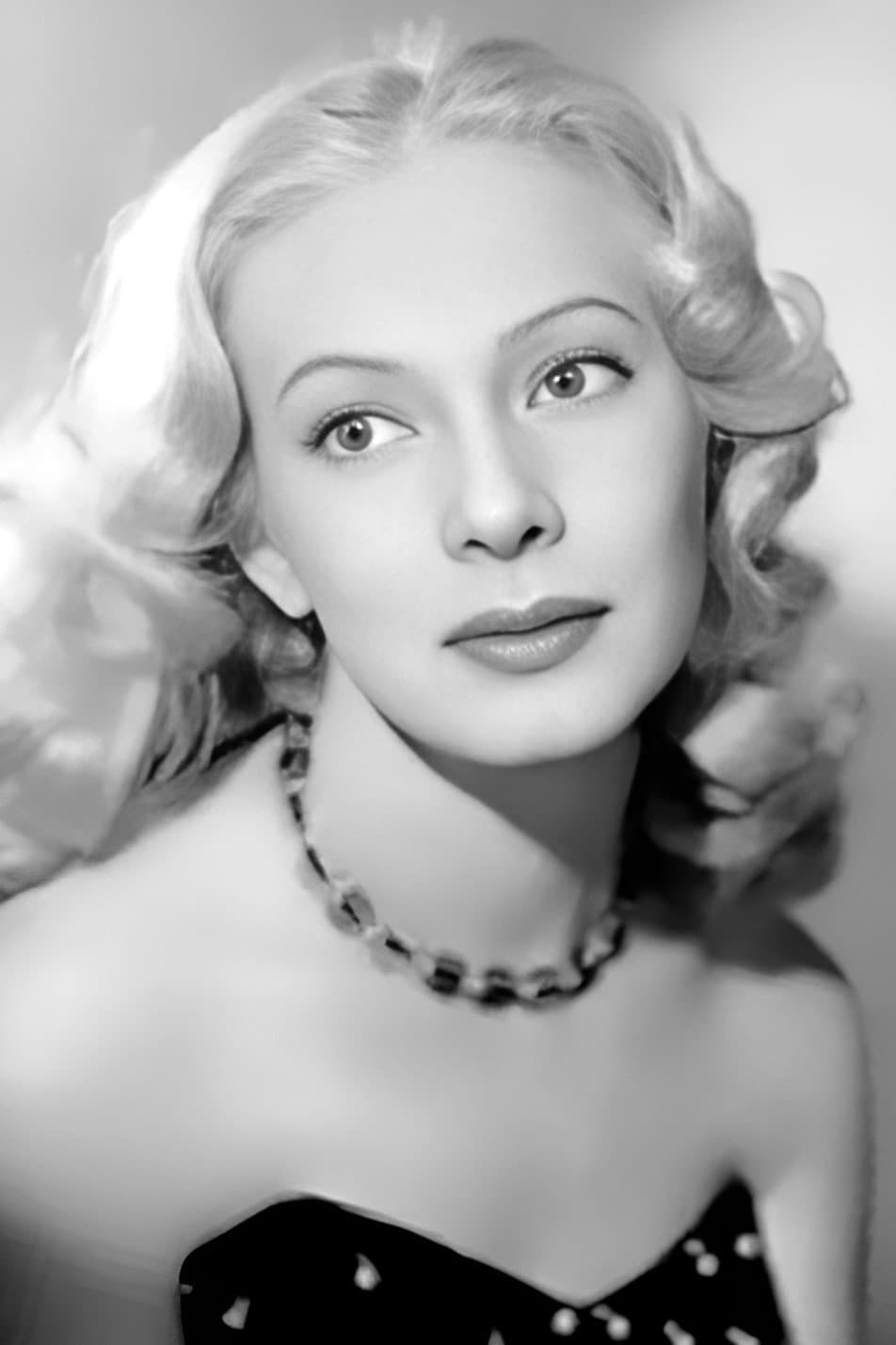 María Douglas profile