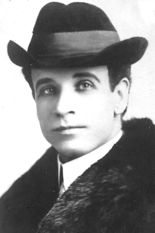 Romaine Fielding profile