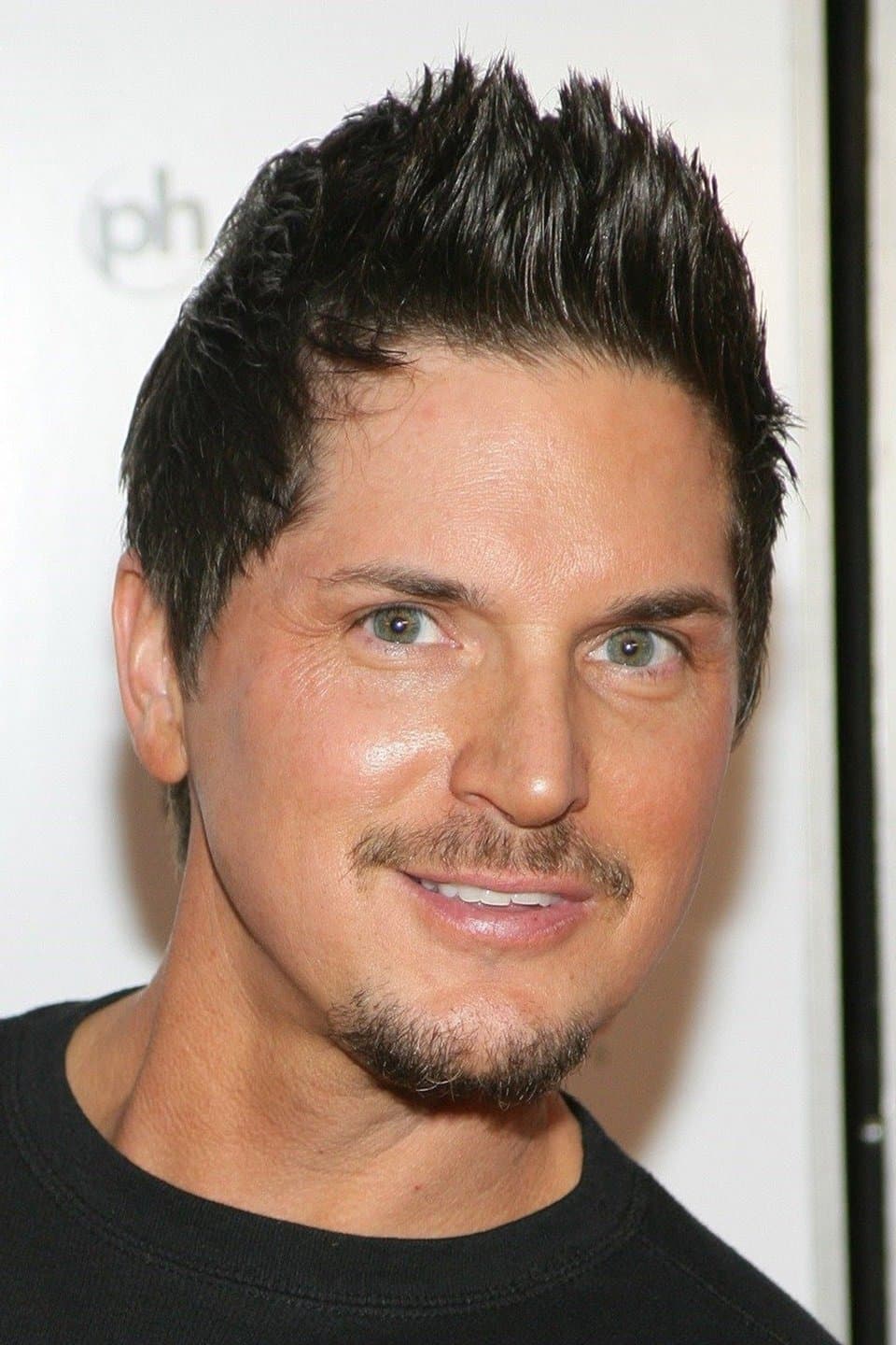 Zak Bagans profile