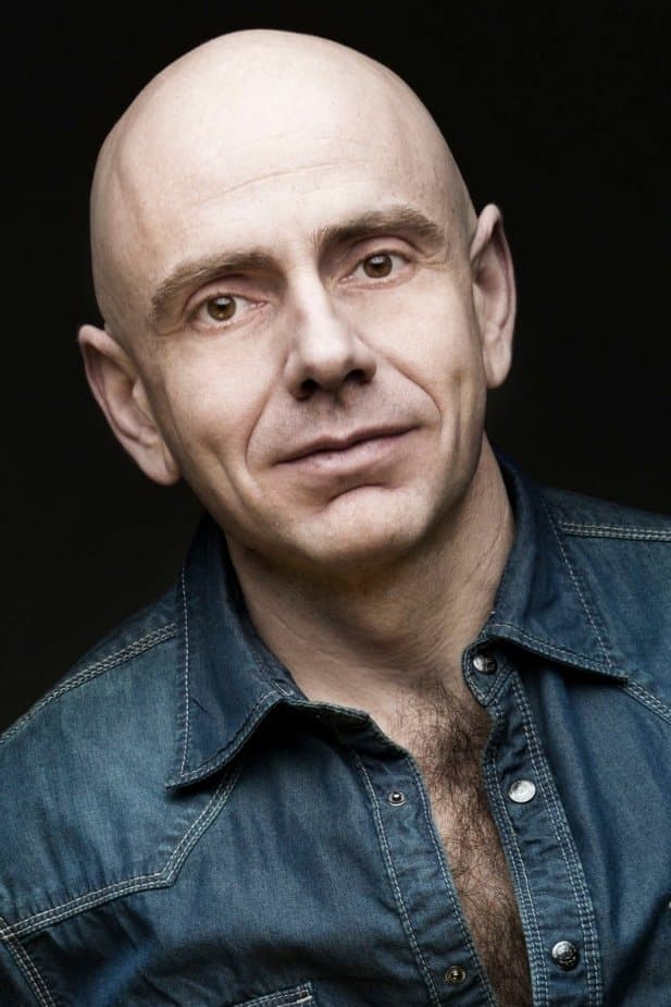 Rolando Ravello profile