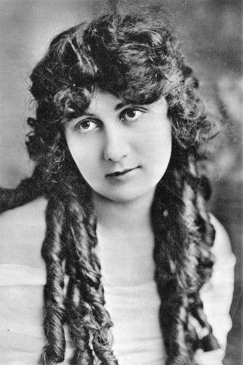 Vivian Edwards profile