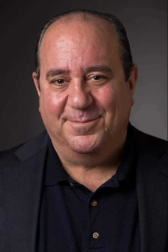 Louis Mustillo profile