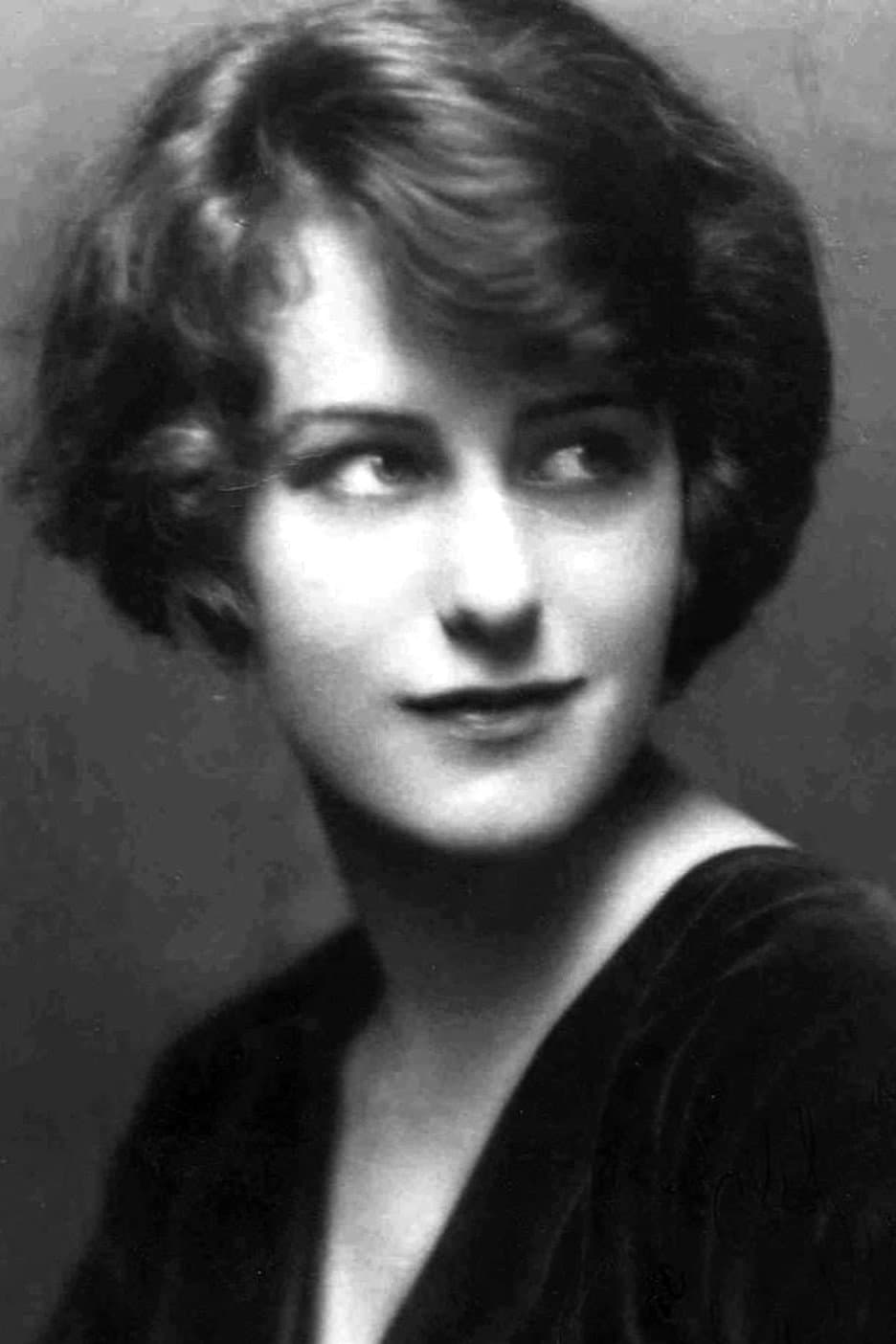 De Sacia Mooers profile