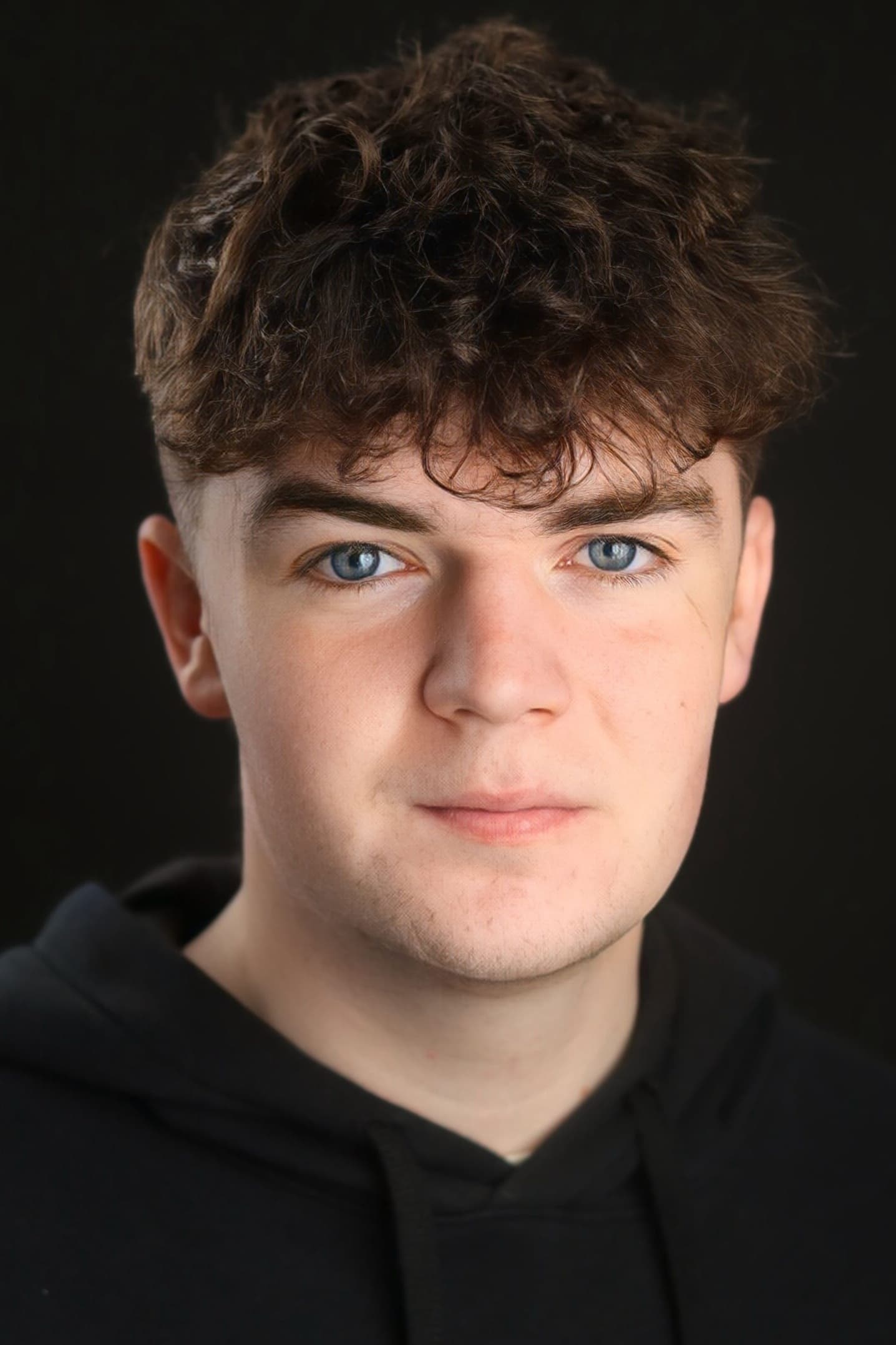 Lewis McAskie profile