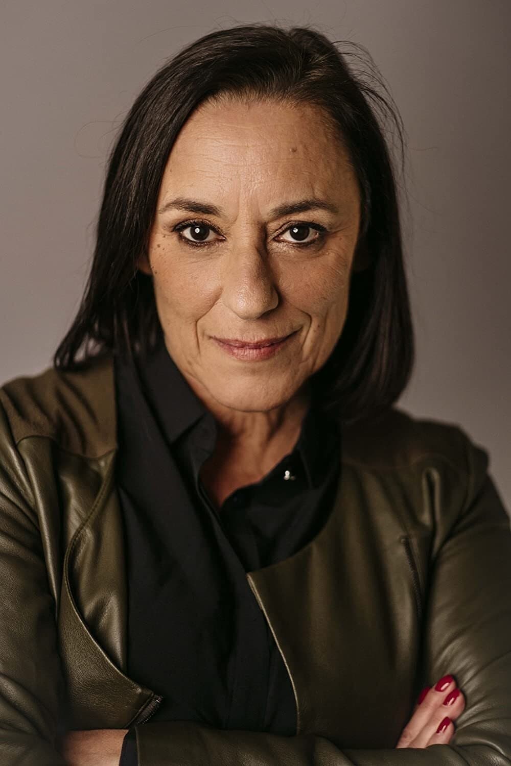 Lucinda Loureiro profile