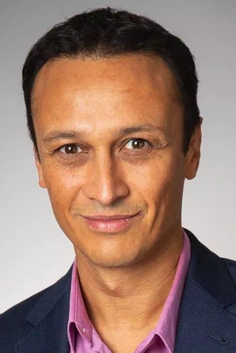 Chris Bisson profile