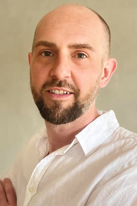 Maciej Pawliński profile