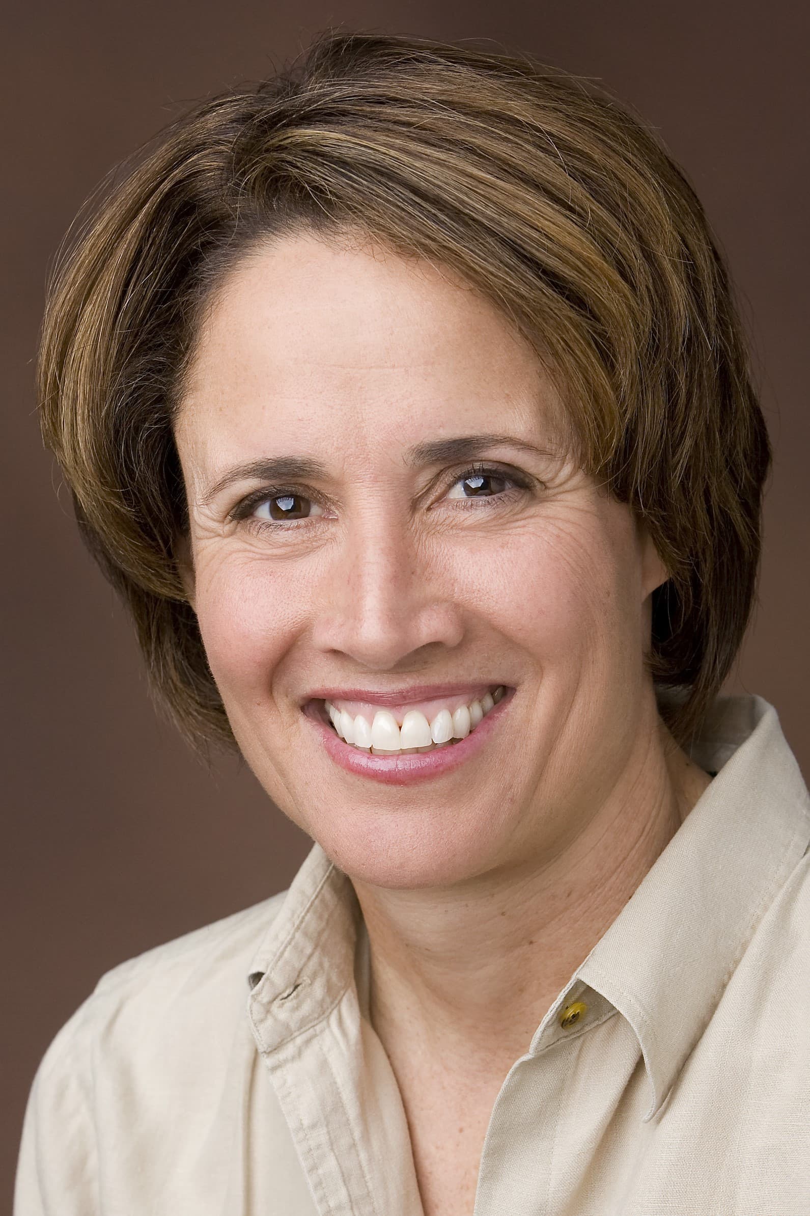 Mary Carillo profile