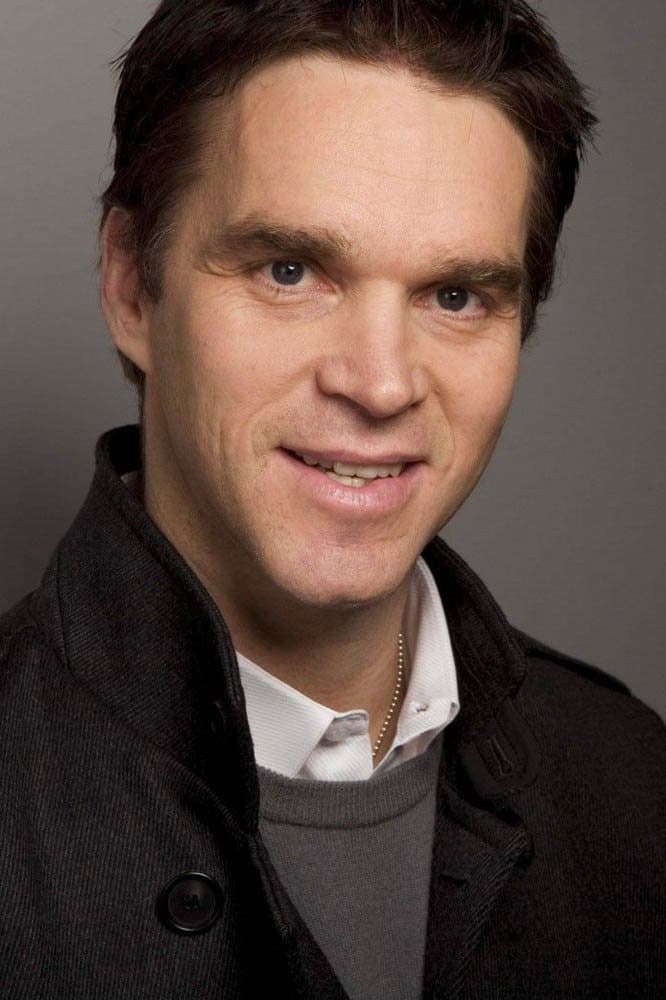 Luc Robitaille profile