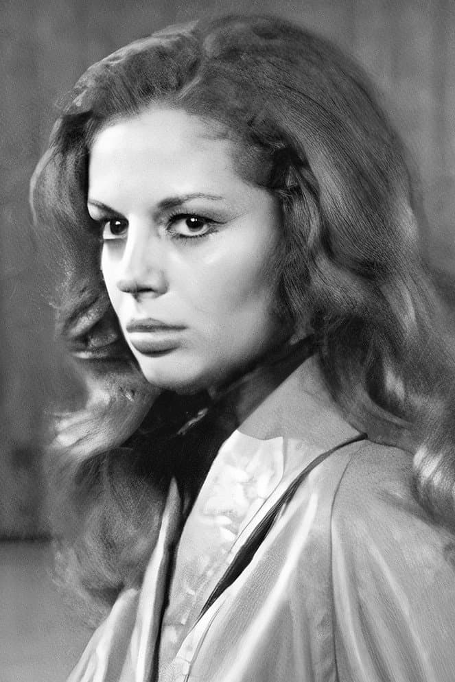 Jacqueline Myrna profile