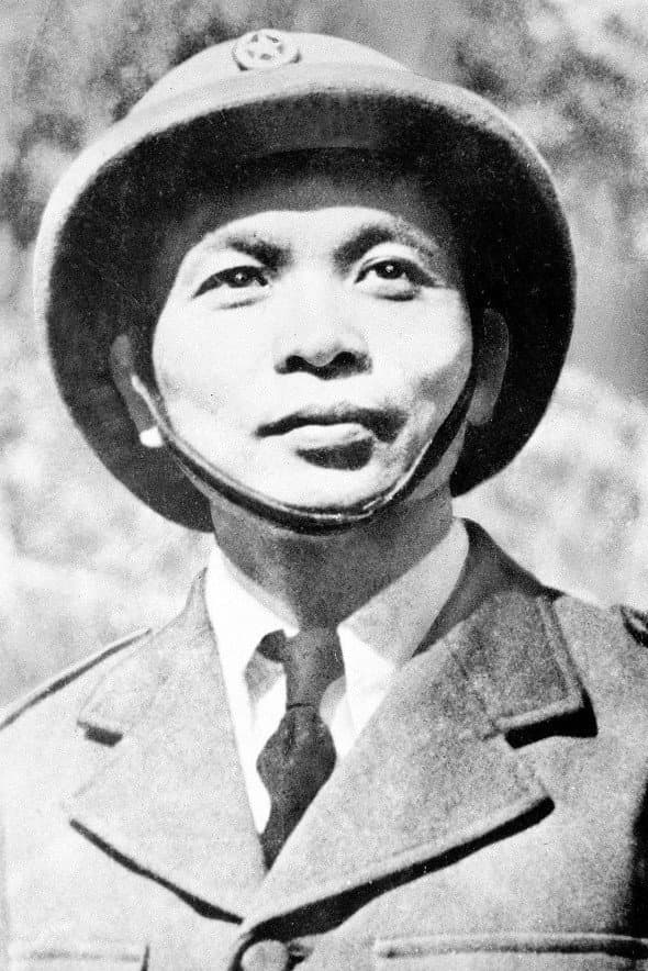 Võ Nguyên Giáp profile