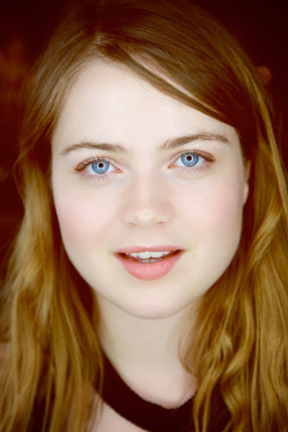 Hera Hilmar profile