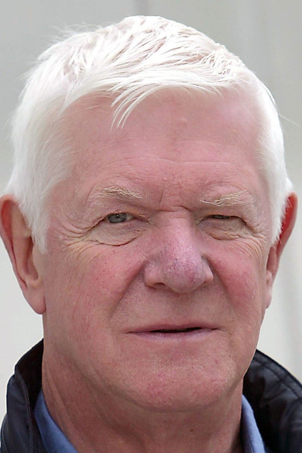 Leslie Woodhead profile