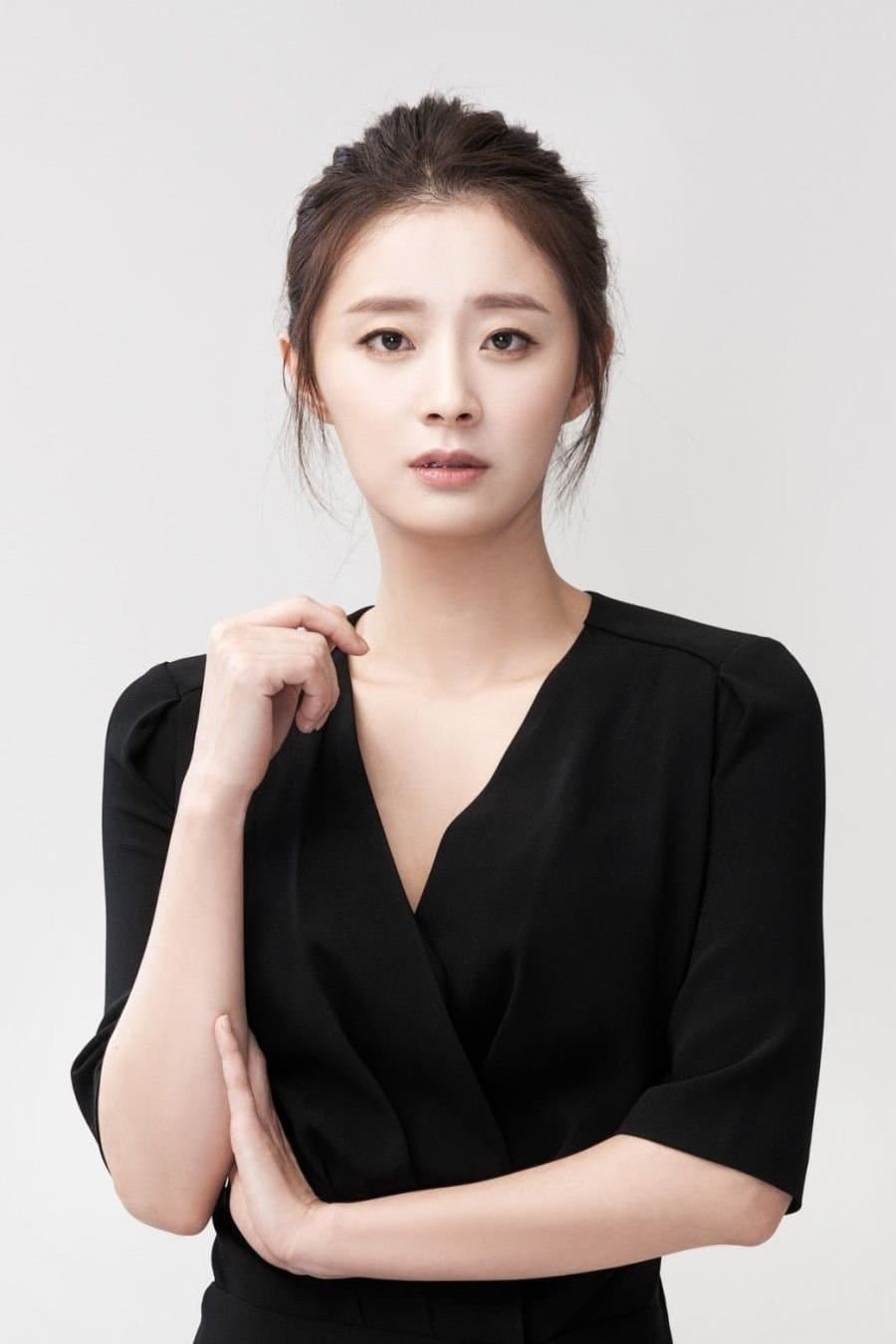 Yeom Ji-young profile