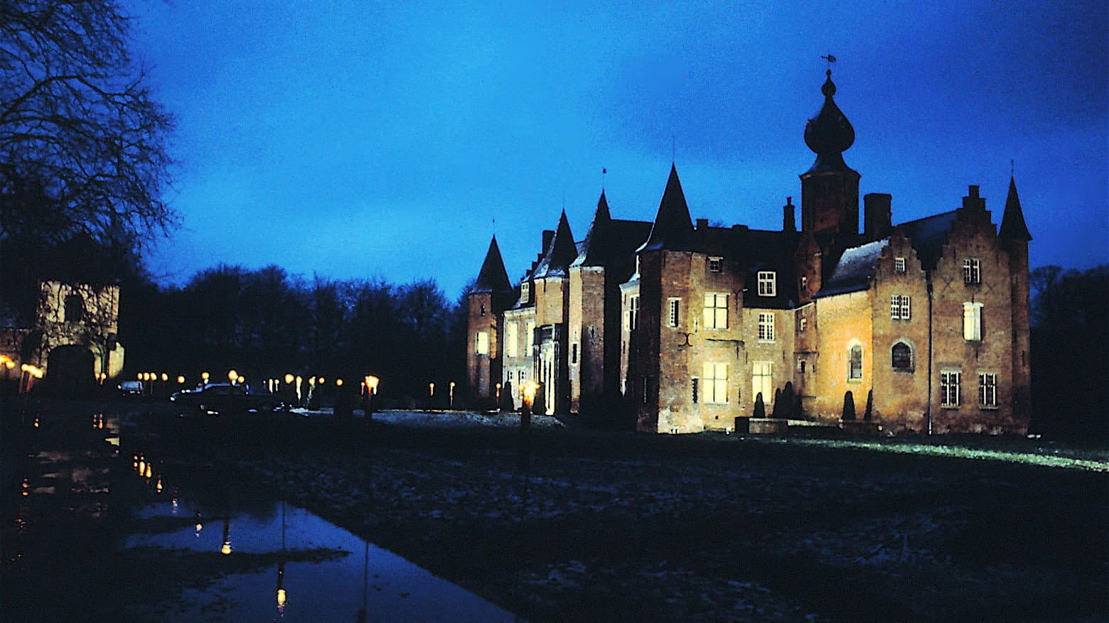 That Lucky Touch backdrop