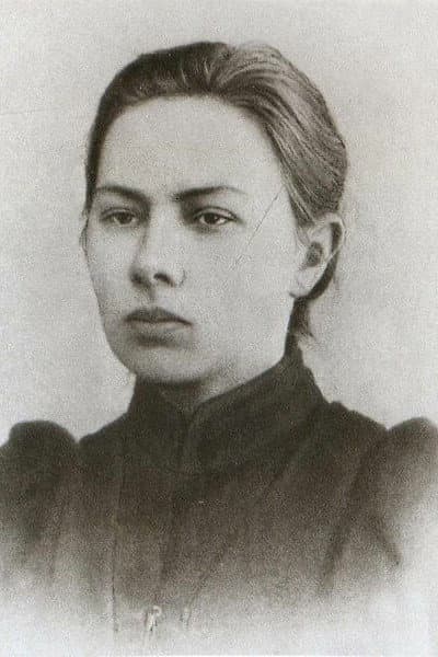 Nadezhda Krupskaya profile
