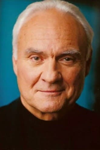 Kenneth Welsh profile