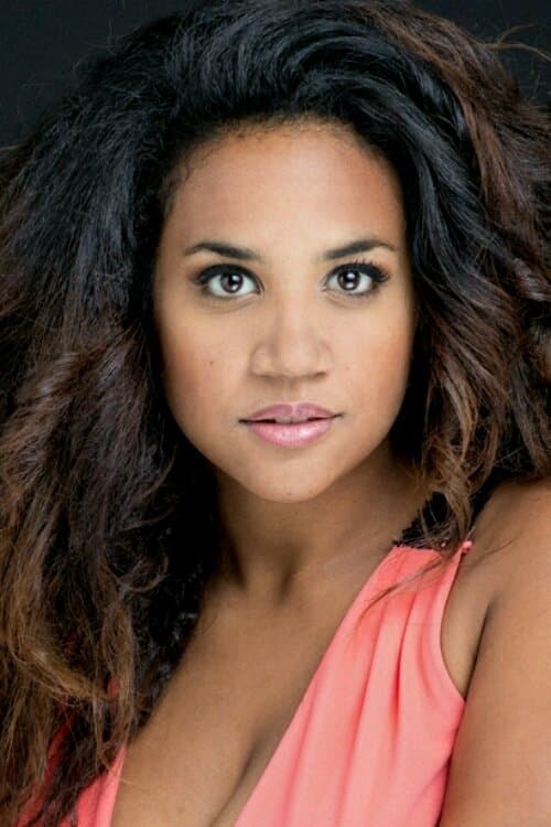 María Cruickshank profile