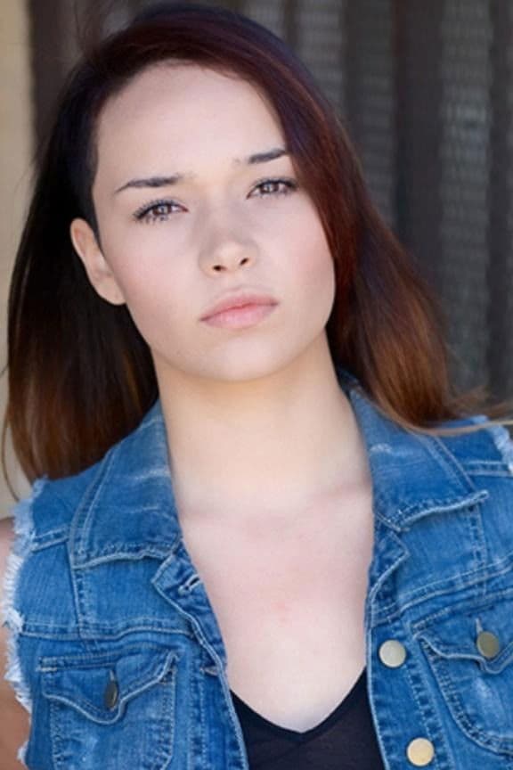 Samm Wiechec profile