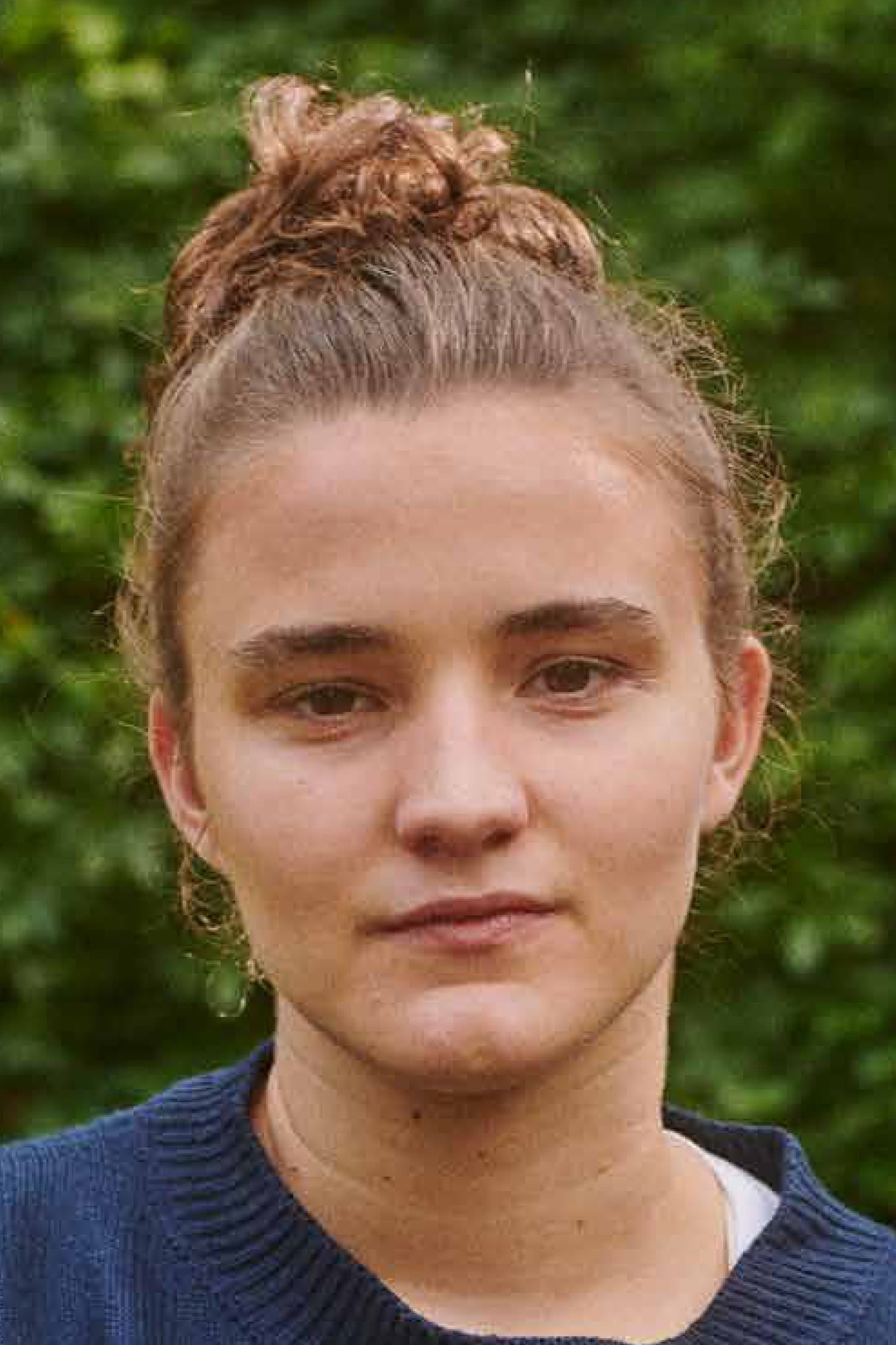 Tessa Van den Broeck profile