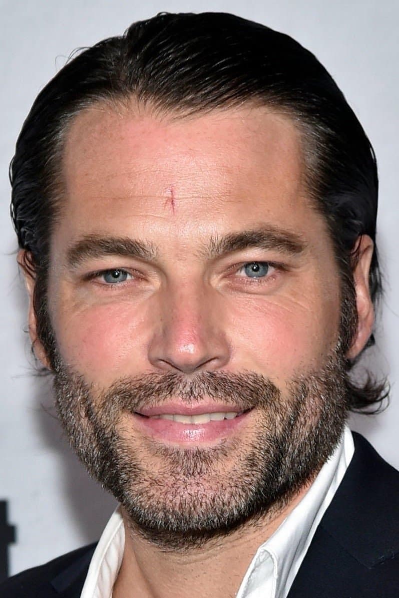 Tim Rozon profile