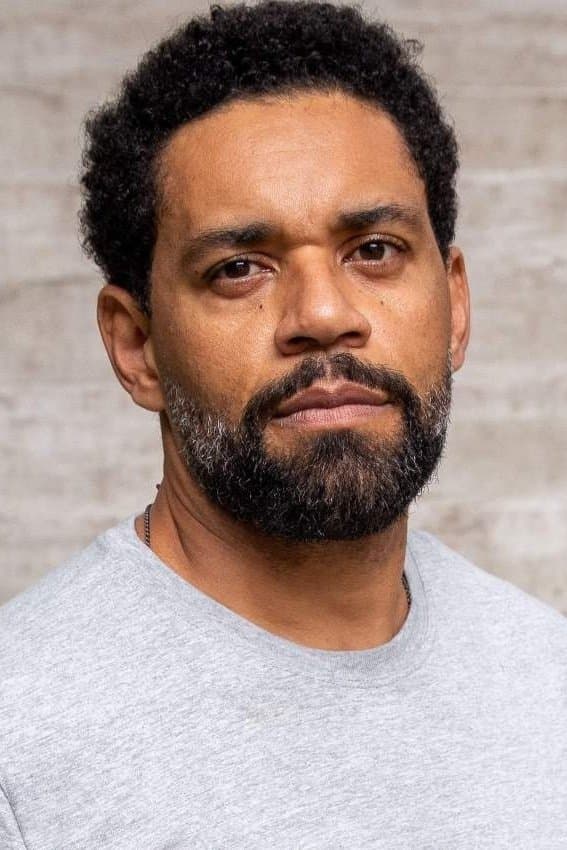 César Mello profile